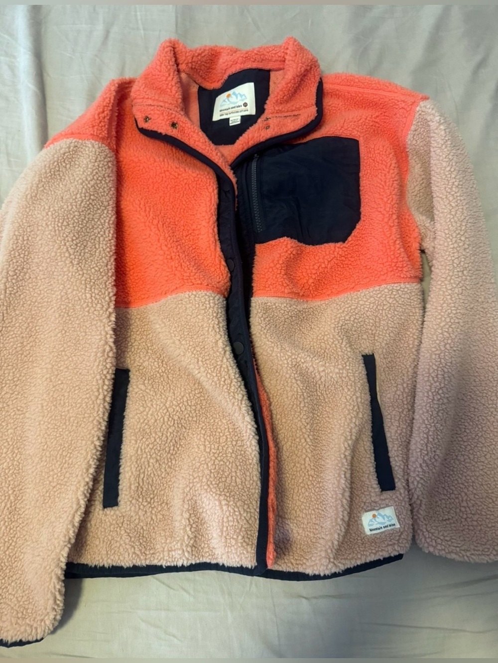 Mountain and isles  Sherpa Jacket - Pink & Coral women size medium